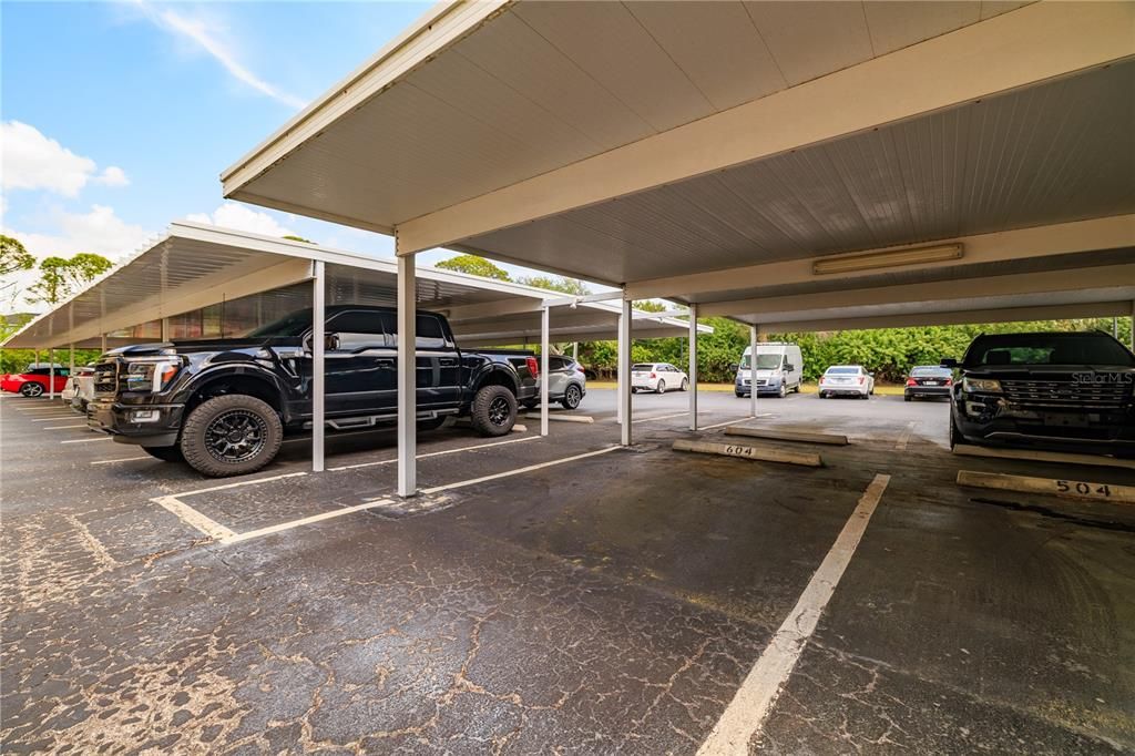 En Venta: $299,900 (2 camas, 2 baños, 1055 Pies cuadrados)