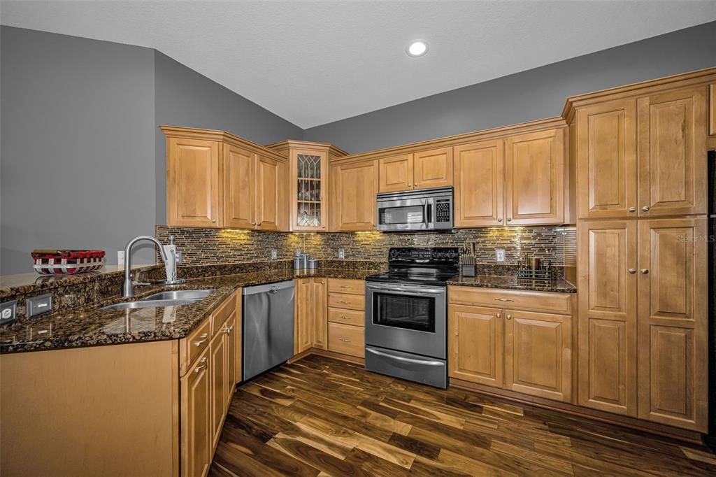 En Venta: $398,000 (3 camas, 2 baños, 1720 Pies cuadrados)