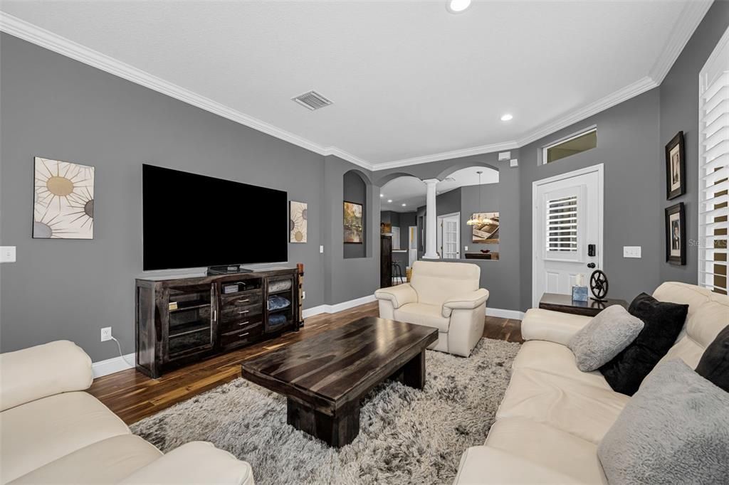 En Venta: $398,000 (3 camas, 2 baños, 1720 Pies cuadrados)