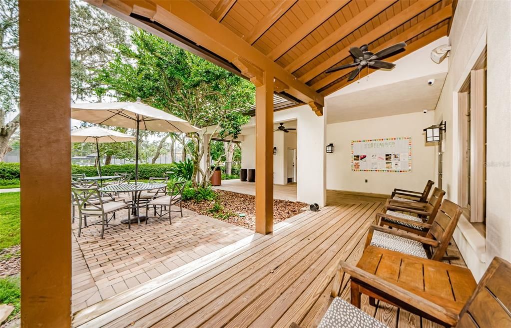 En Venta: $398,000 (3 camas, 2 baños, 1720 Pies cuadrados)