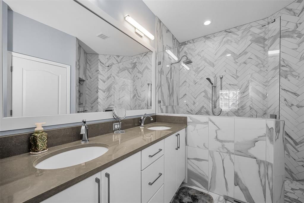 En Venta: $398,000 (3 camas, 2 baños, 1720 Pies cuadrados)