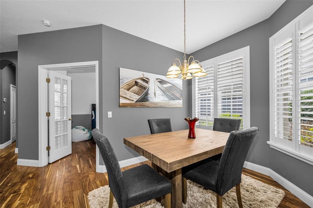 En Venta: $398,000 (3 camas, 2 baños, 1720 Pies cuadrados)