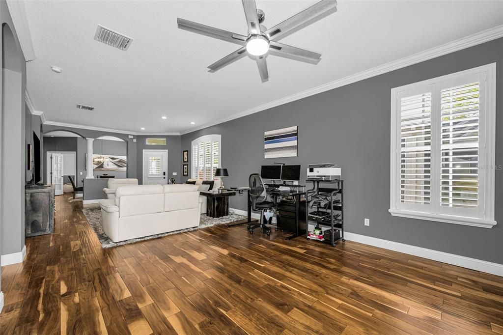 En Venta: $398,000 (3 camas, 2 baños, 1720 Pies cuadrados)