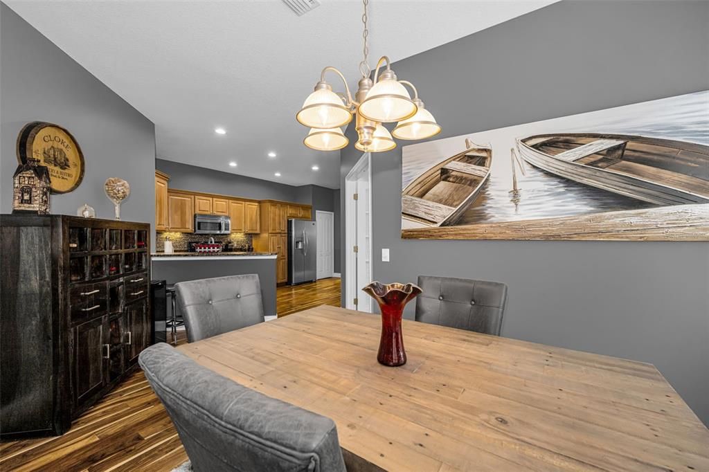 En Venta: $398,000 (3 camas, 2 baños, 1720 Pies cuadrados)