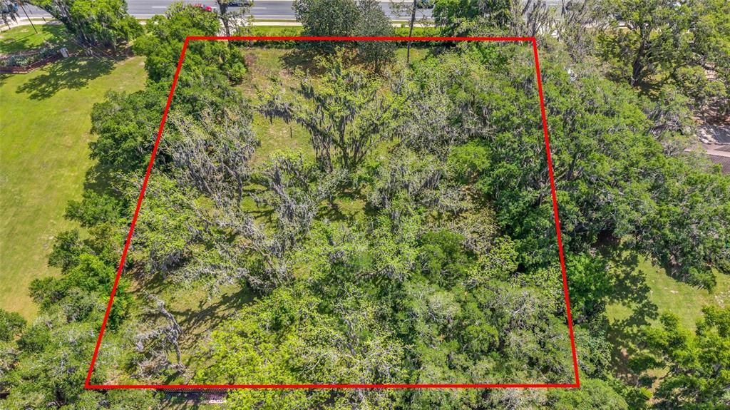 En Venta: $1,100,000 (1.13 acres)