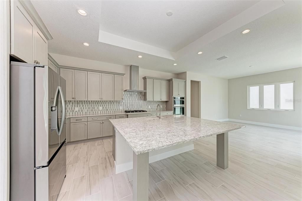 Active With Contract: $1,389,900 (2 beds, 2 baths, 2282 Square Feet)
