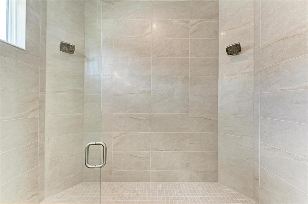 Active With Contract: $1,389,900 (2 beds, 2 baths, 2282 Square Feet)