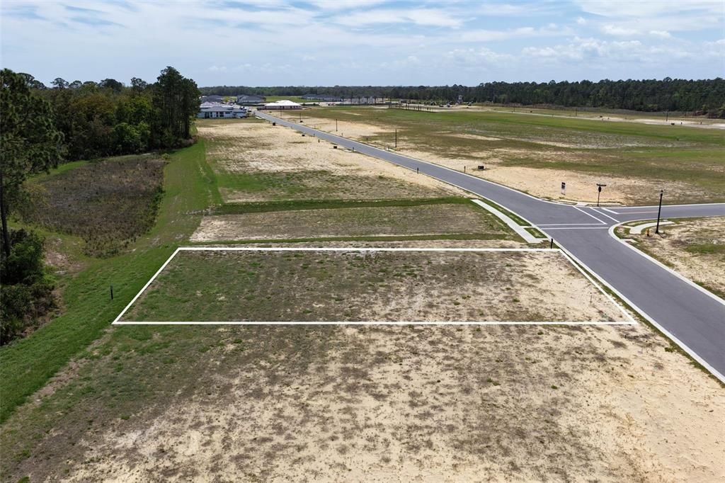 На продажу: $242,000 (0.29 acres)