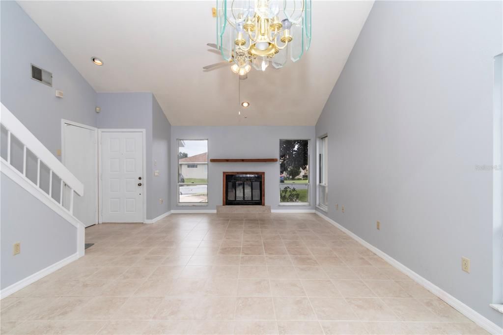 待售: $190,000 (2 贝兹, 2 浴室, 1507 平方英尺)