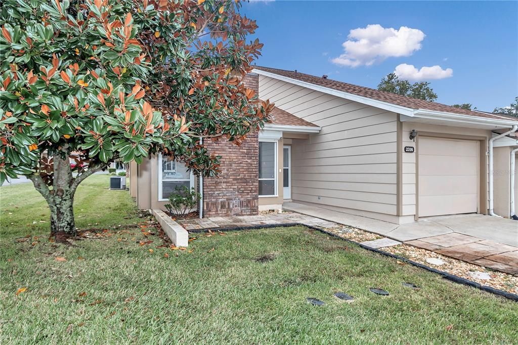 待售: $190,000 (2 贝兹, 2 浴室, 1507 平方英尺)