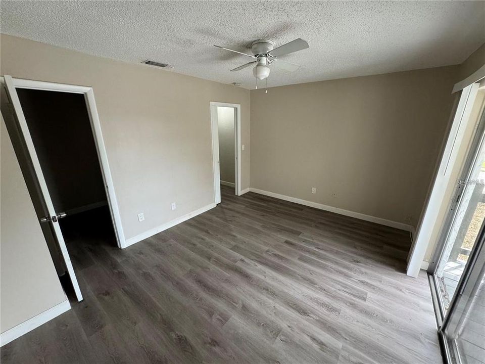 For Rent: $2,250 (2 beds, 2 baths, 1250 Square Feet)