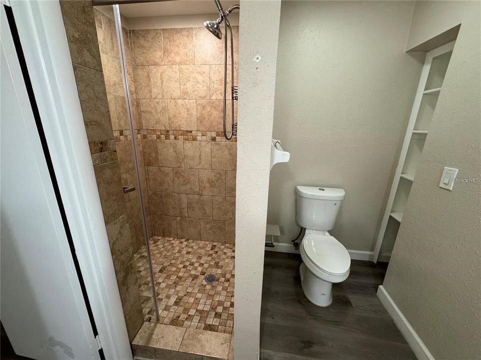 For Rent: $2,250 (2 beds, 2 baths, 1250 Square Feet)