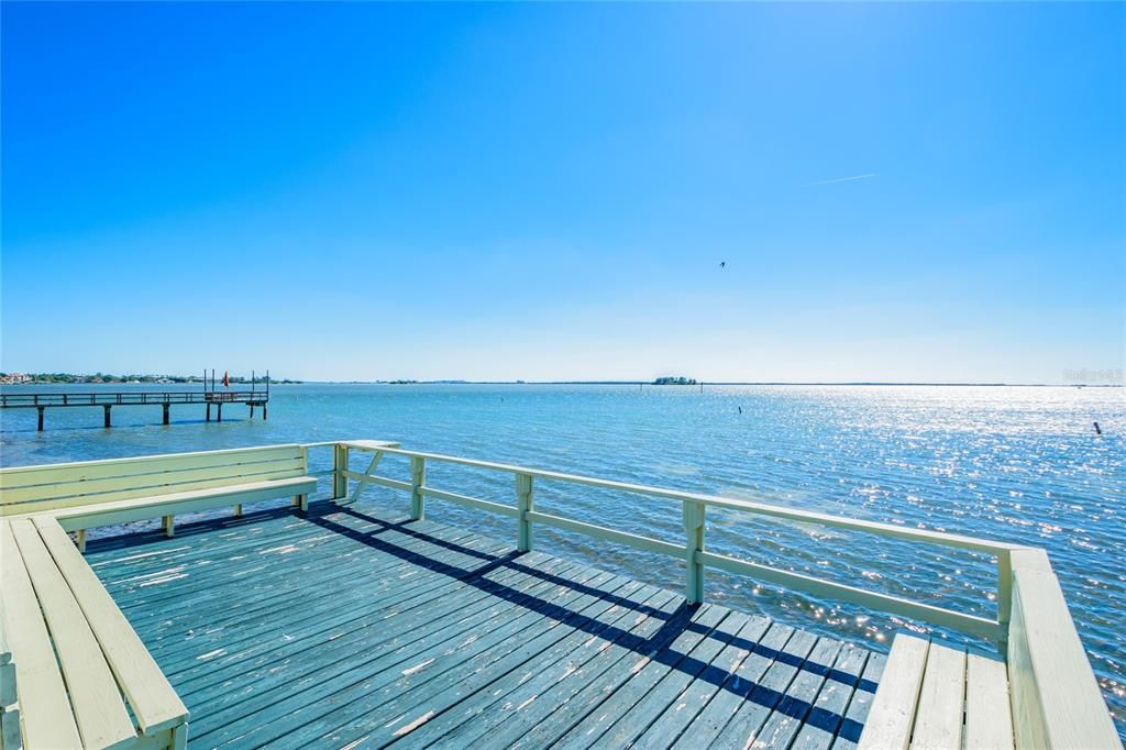 For Rent: $1,700 (0 beds, 1 baths, 430 Square Feet)