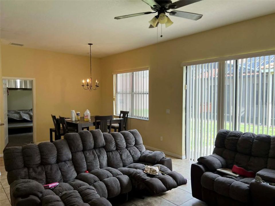 For Sale: $227,000 (3 beds, 2 baths, 1794 Square Feet)