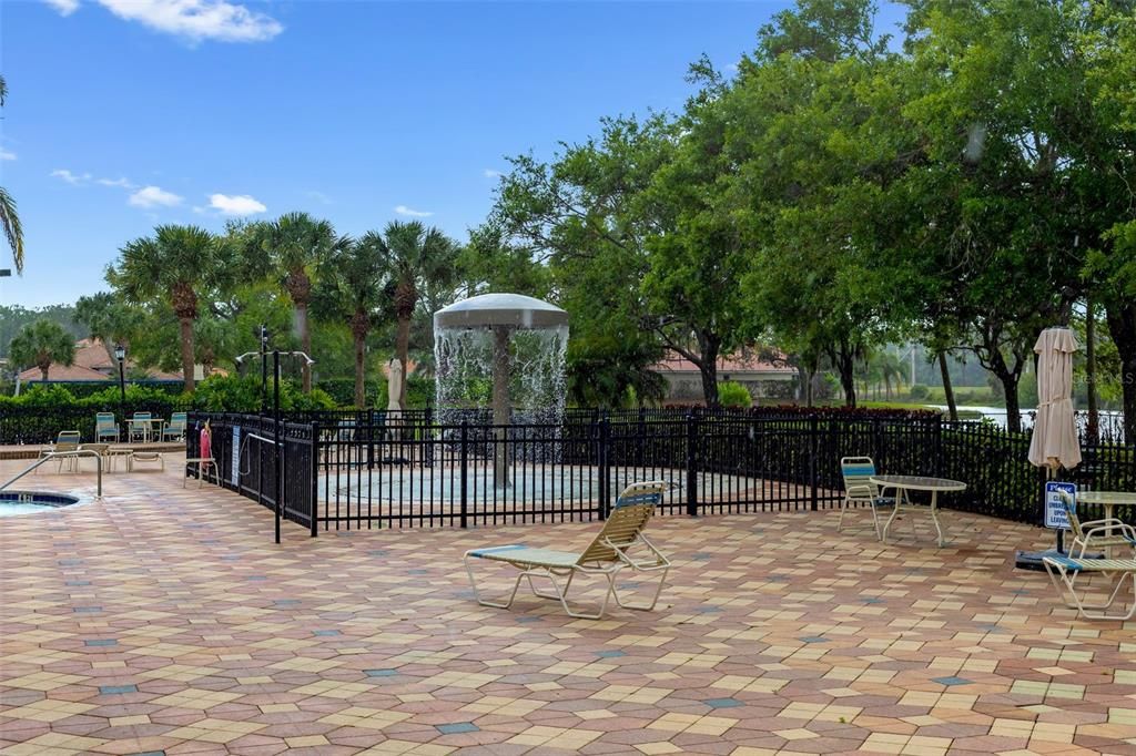 На продажу: $329,000 (2 спален, 2 ванн, 1665 Квадратных фут)