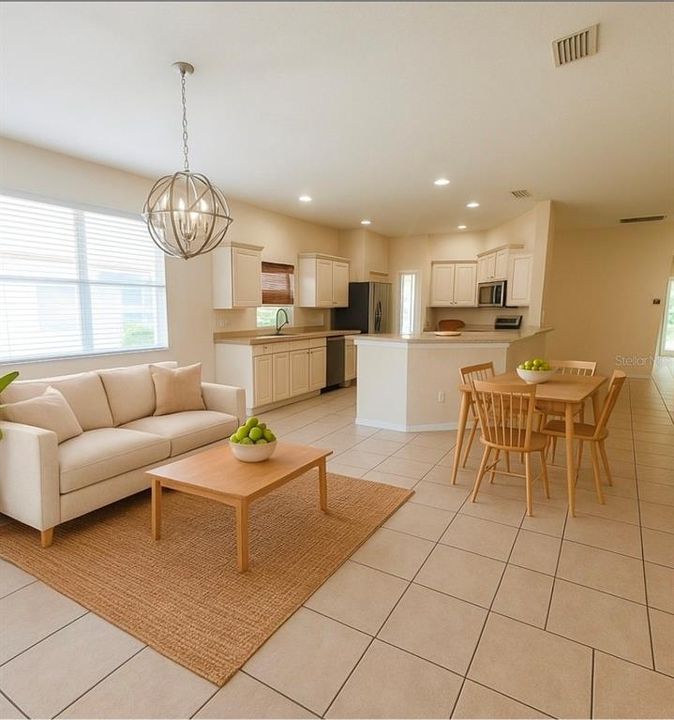 На продажу: $329,000 (2 спален, 2 ванн, 1665 Квадратных фут)