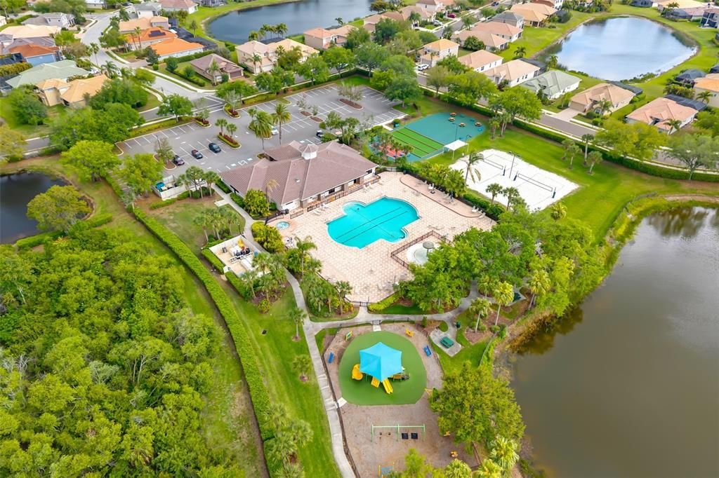 На продажу: $329,000 (2 спален, 2 ванн, 1665 Квадратных фут)