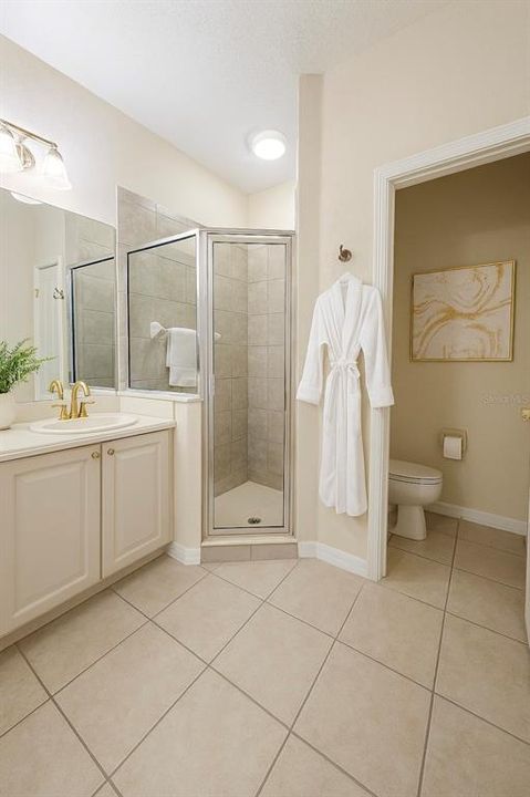 На продажу: $329,000 (2 спален, 2 ванн, 1665 Квадратных фут)