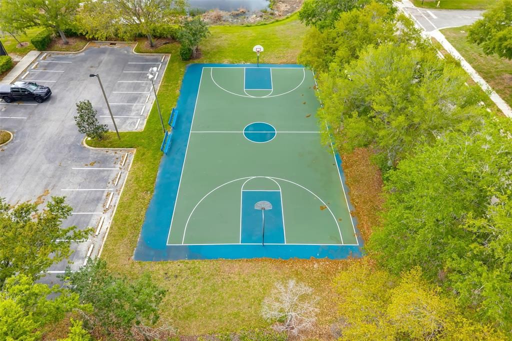 На продажу: $329,000 (2 спален, 2 ванн, 1665 Квадратных фут)