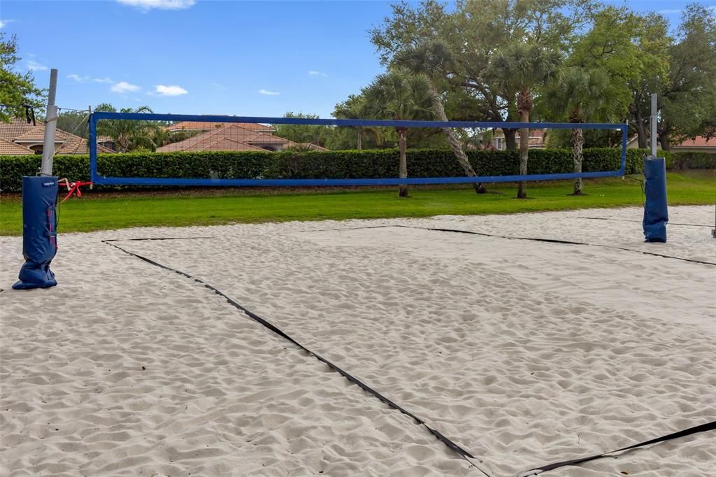 На продажу: $329,000 (2 спален, 2 ванн, 1665 Квадратных фут)