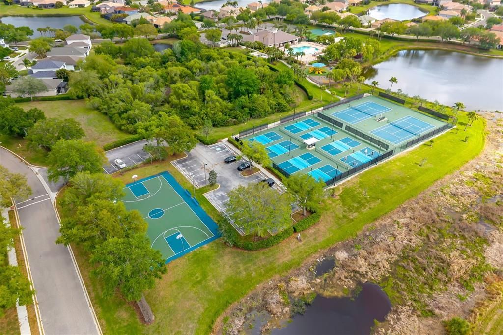 На продажу: $329,000 (2 спален, 2 ванн, 1665 Квадратных фут)