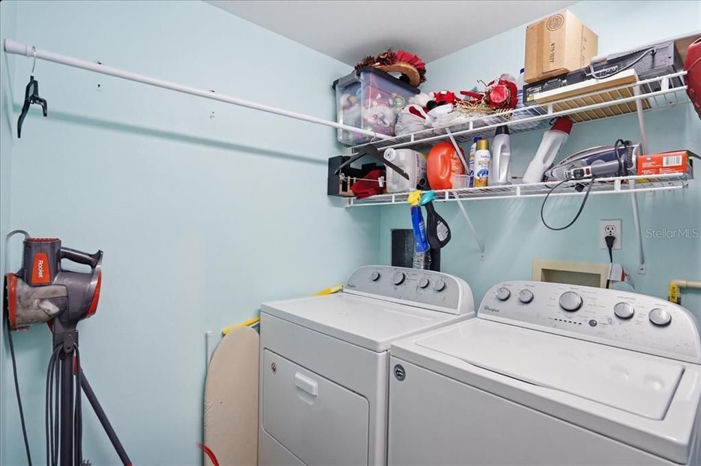 Active With Contract: $2,800 (3 beds, 2 baths, 1470 Square Feet)