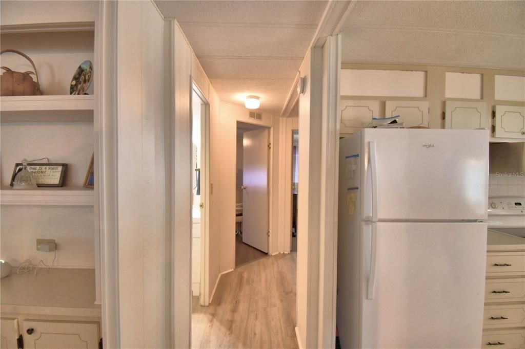 На продажу: $145,000 (2 спален, 2 ванн, 1056 Квадратных фут)