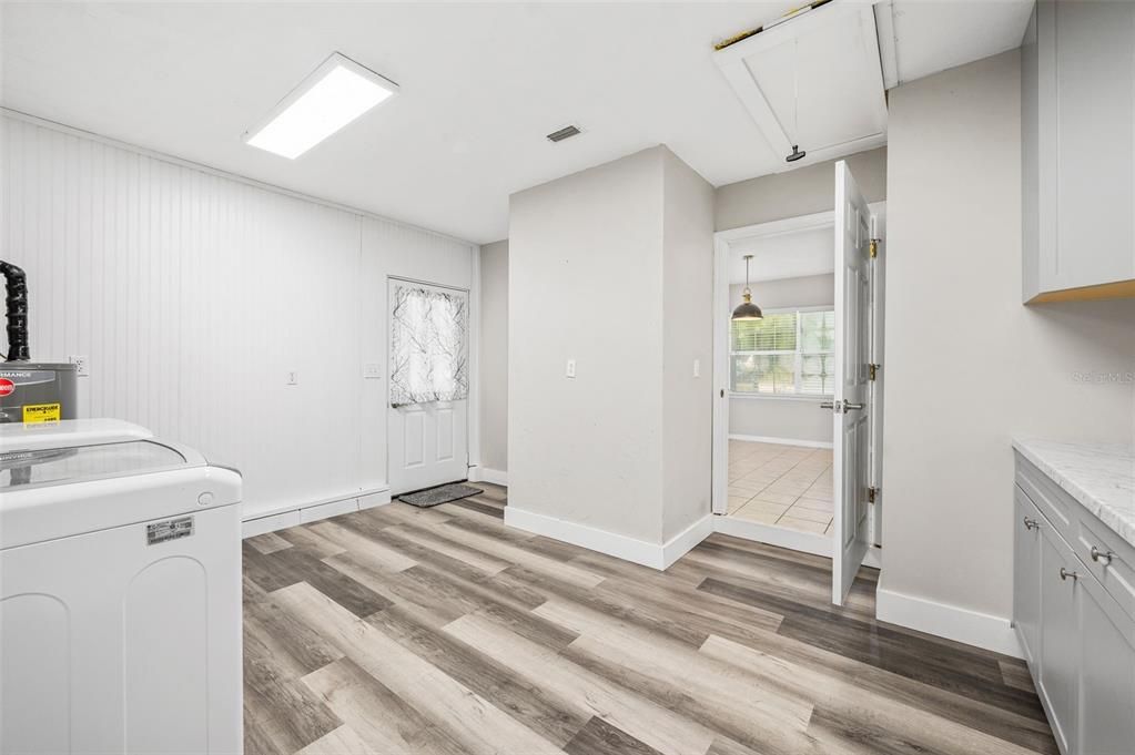 En Venta: $329,900 (3 camas, 2 baños, 1642 Pies cuadrados)