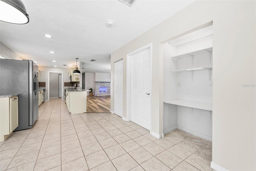 En Venta: $329,900 (3 camas, 2 baños, 1642 Pies cuadrados)