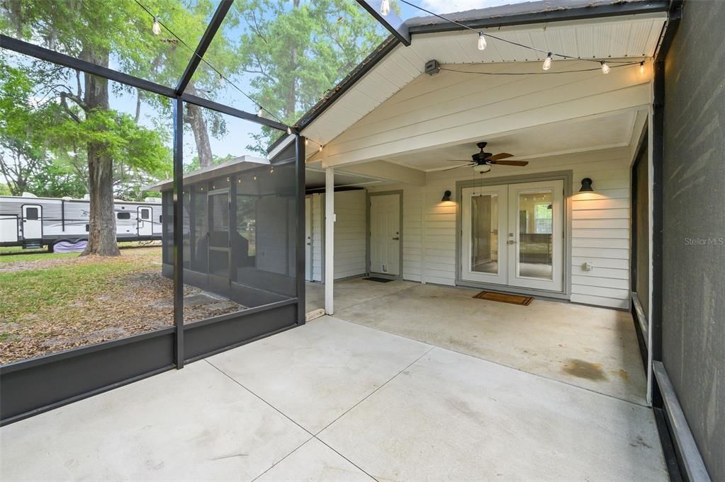 En Venta: $329,900 (3 camas, 2 baños, 1642 Pies cuadrados)