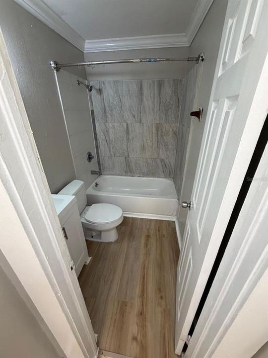 На продажу: $234,999 (4 спален, 0 ванн, 1920 Квадратных фут)