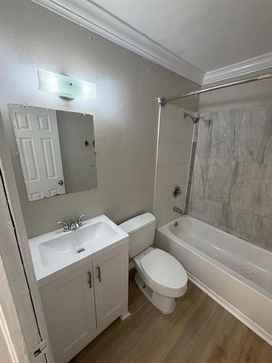 На продажу: $234,999 (4 спален, 0 ванн, 1920 Квадратных фут)