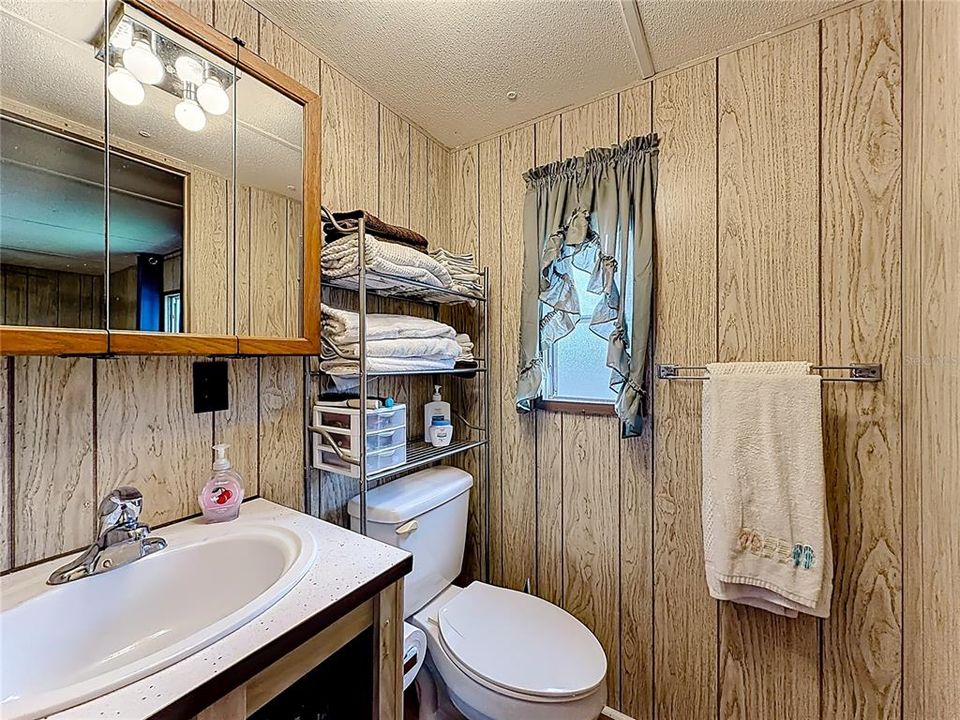 En Venta: $145,900 (2 camas, 2 baños, 828 Pies cuadrados)