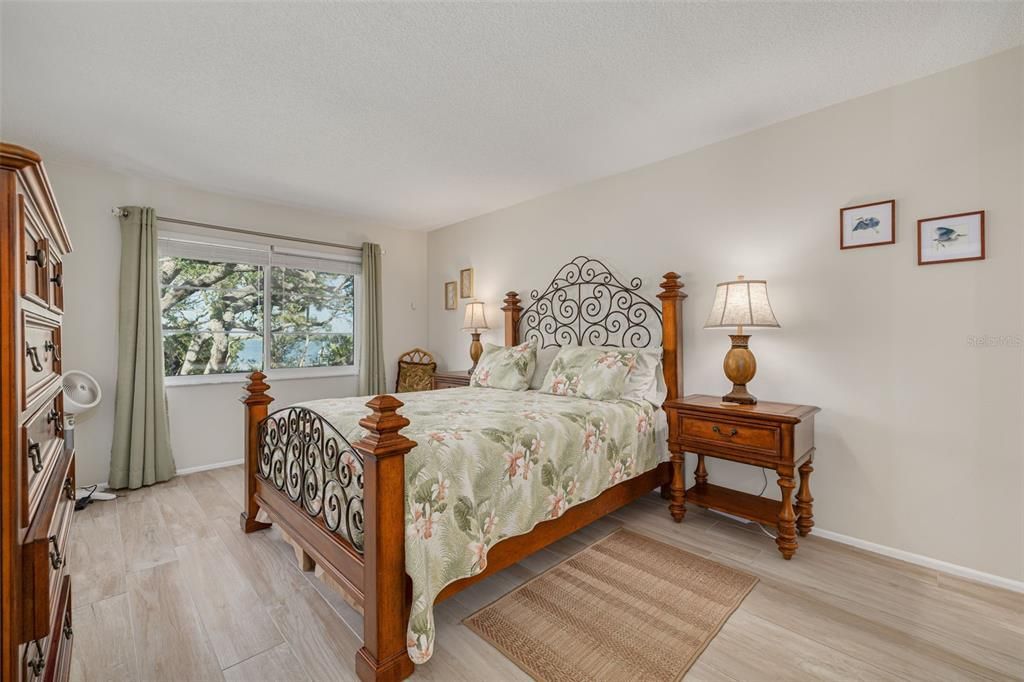 En Venta: $624,999 (2 camas, 2 baños, 1160 Pies cuadrados)