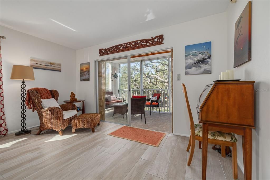 En Venta: $624,999 (2 camas, 2 baños, 1160 Pies cuadrados)