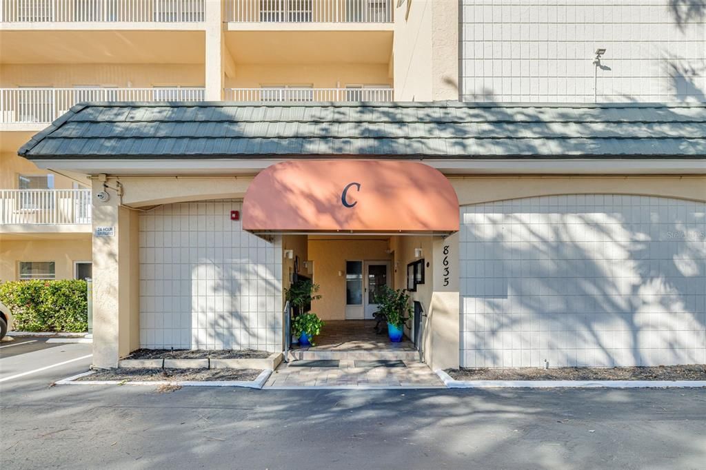 En Venta: $624,999 (2 camas, 2 baños, 1160 Pies cuadrados)