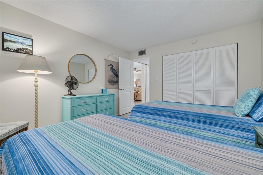 En Venta: $624,999 (2 camas, 2 baños, 1160 Pies cuadrados)