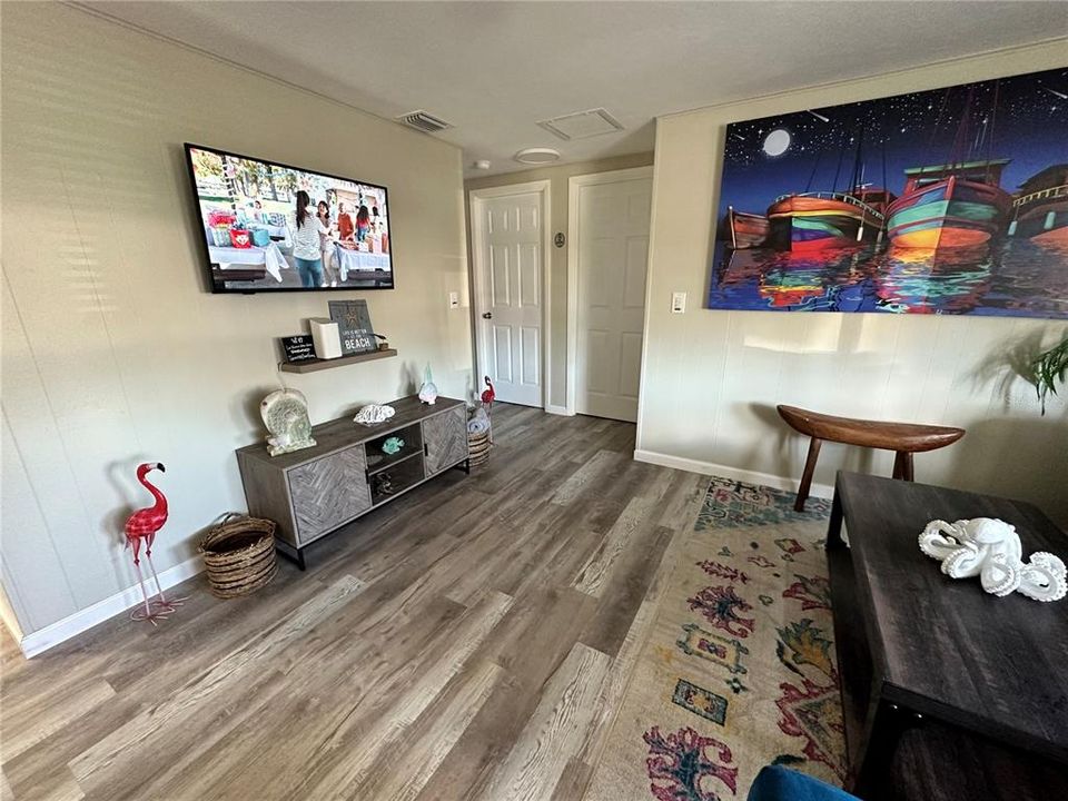 В аренду: $1,800 (2 спален, 1 ванн, 780 Квадратных фут)
