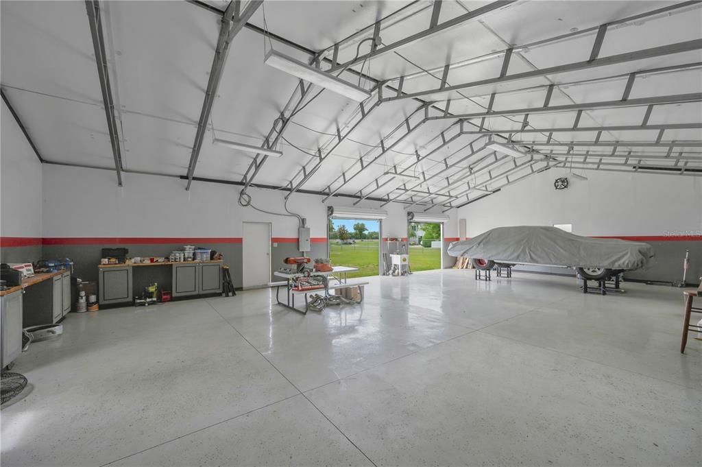 En Venta: $659,900 (4 camas, 2 baños, 2555 Pies cuadrados)