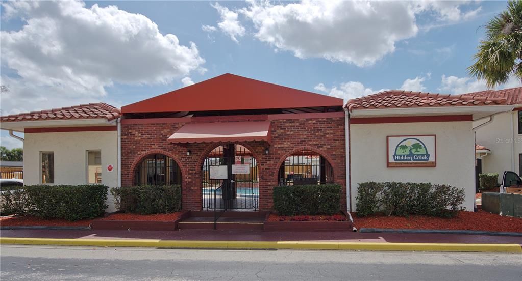 Activo con contrato: $192,500 (2 camas, 2 baños, 1104 Pies cuadrados)