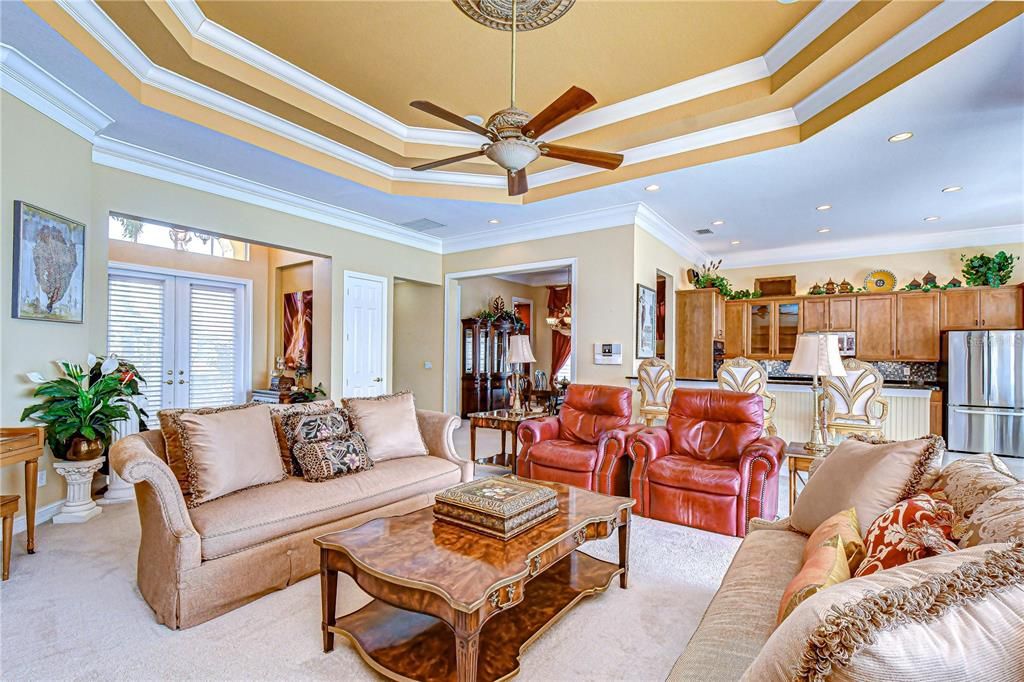 En Venta: $825,000 (2 camas, 2 baños, 2795 Pies cuadrados)