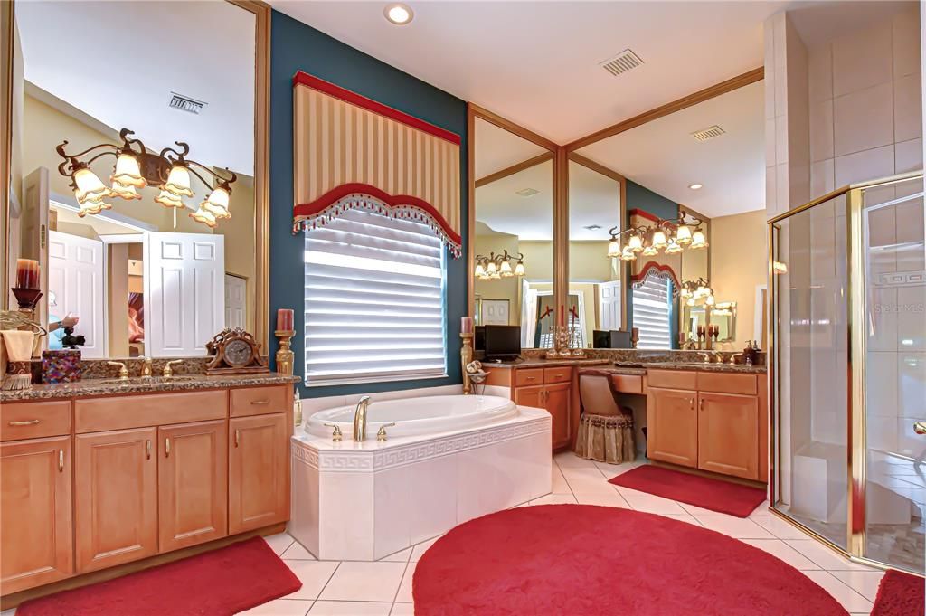 En Venta: $825,000 (2 camas, 2 baños, 2795 Pies cuadrados)