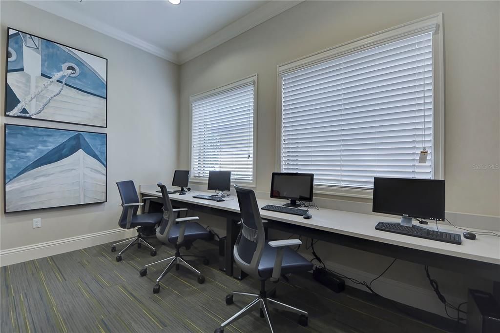 En Venta: $825,000 (2 camas, 2 baños, 2795 Pies cuadrados)