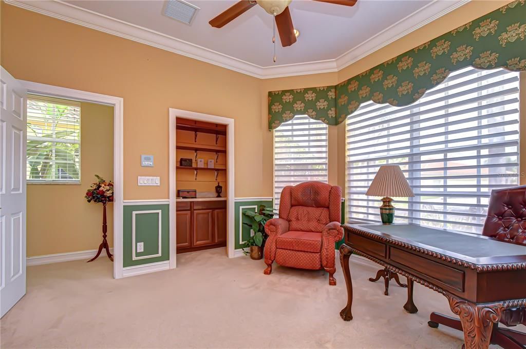 En Venta: $825,000 (2 camas, 2 baños, 2795 Pies cuadrados)