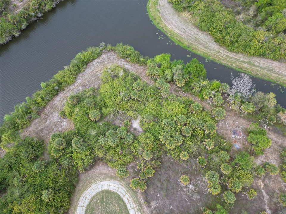 На продажу: $40,000 (0.78 acres)