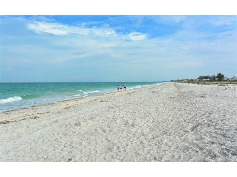 En Venta: $15,900 (0.17 acres)