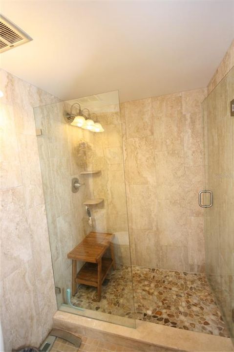 На продажу: $449,900 (2 спален, 2 ванн, 985 Квадратных фут)