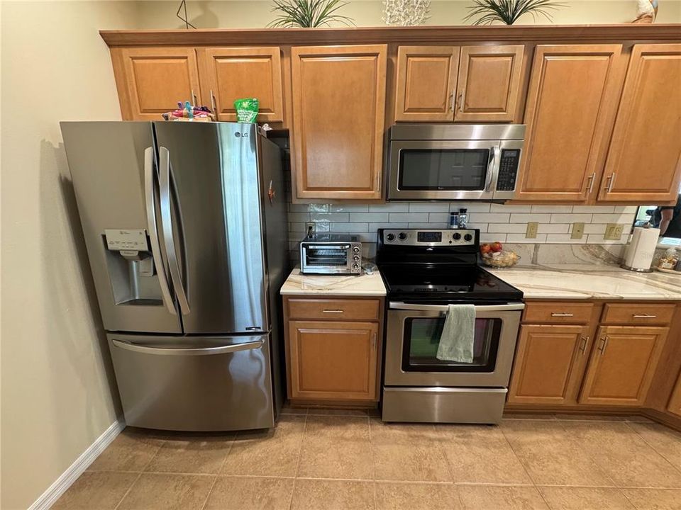 For Rent: $2,150 (2 beds, 1 baths, 1600 Square Feet)