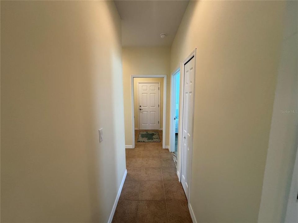 For Rent: $2,150 (2 beds, 1 baths, 1600 Square Feet)