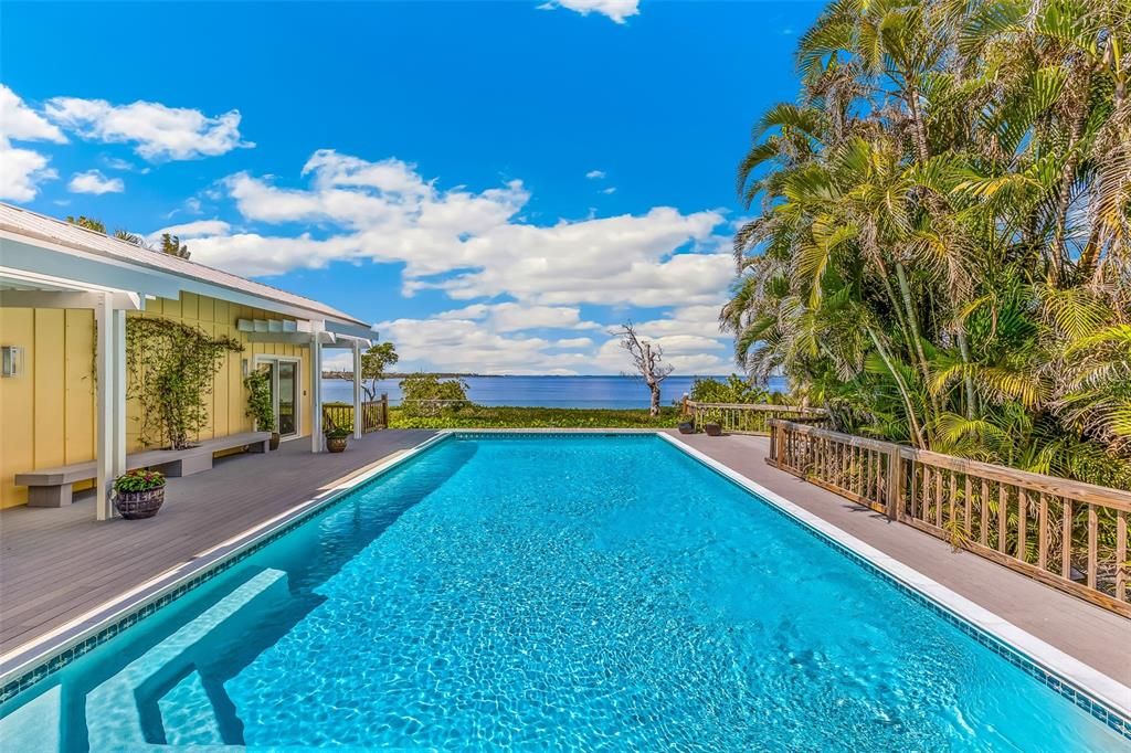 Active With Contract: $3,995,000 (4 beds, 4 baths, 2301 Square Feet)